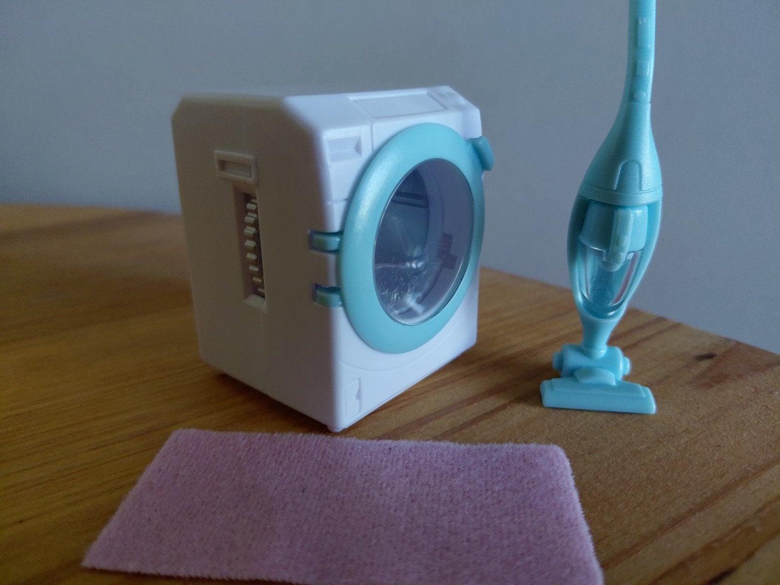 Sylvanian Families wasmachine/stofzuiger compleet, Ophalen of Verzenden, Toebehoren