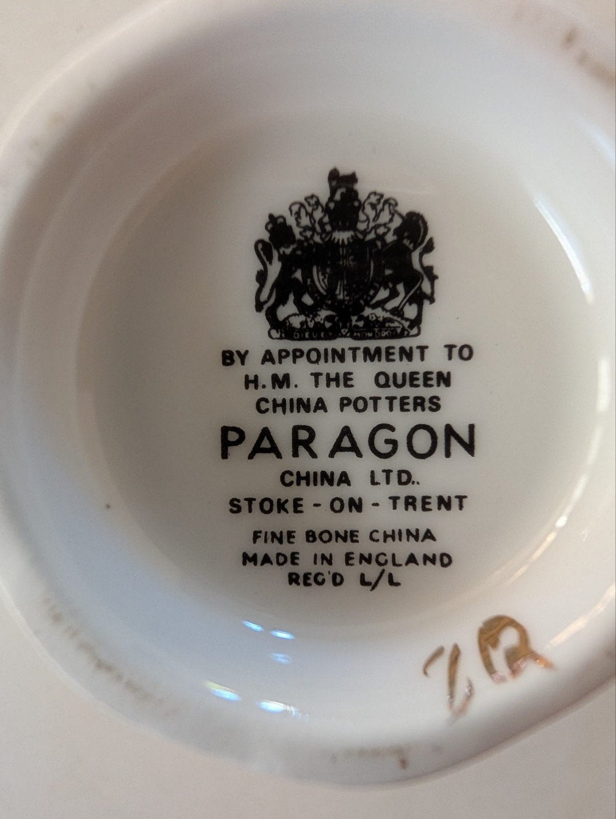 Paragon Engels Porselein Servies - Wit met Gouden Rand, Antiek en Kunst, Ophalen