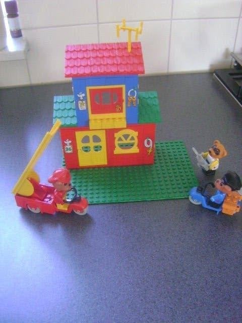 vintage LEGO Fabuland Fire station (set 3669), Lego, Ophalen of Verzenden, Zo goed als nieuw, Compleet