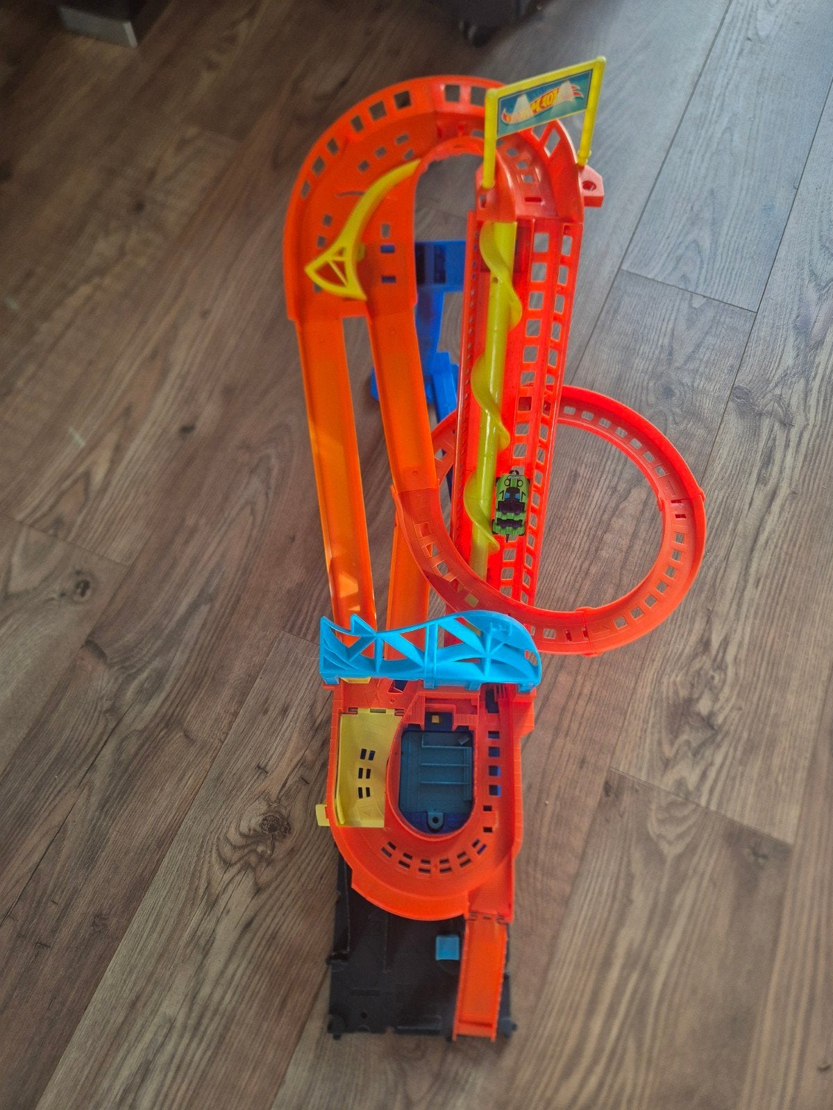 Hot Wheels Racebaan met looping en auto, Ophalen, Met looping, Racebaan, Gebruikt