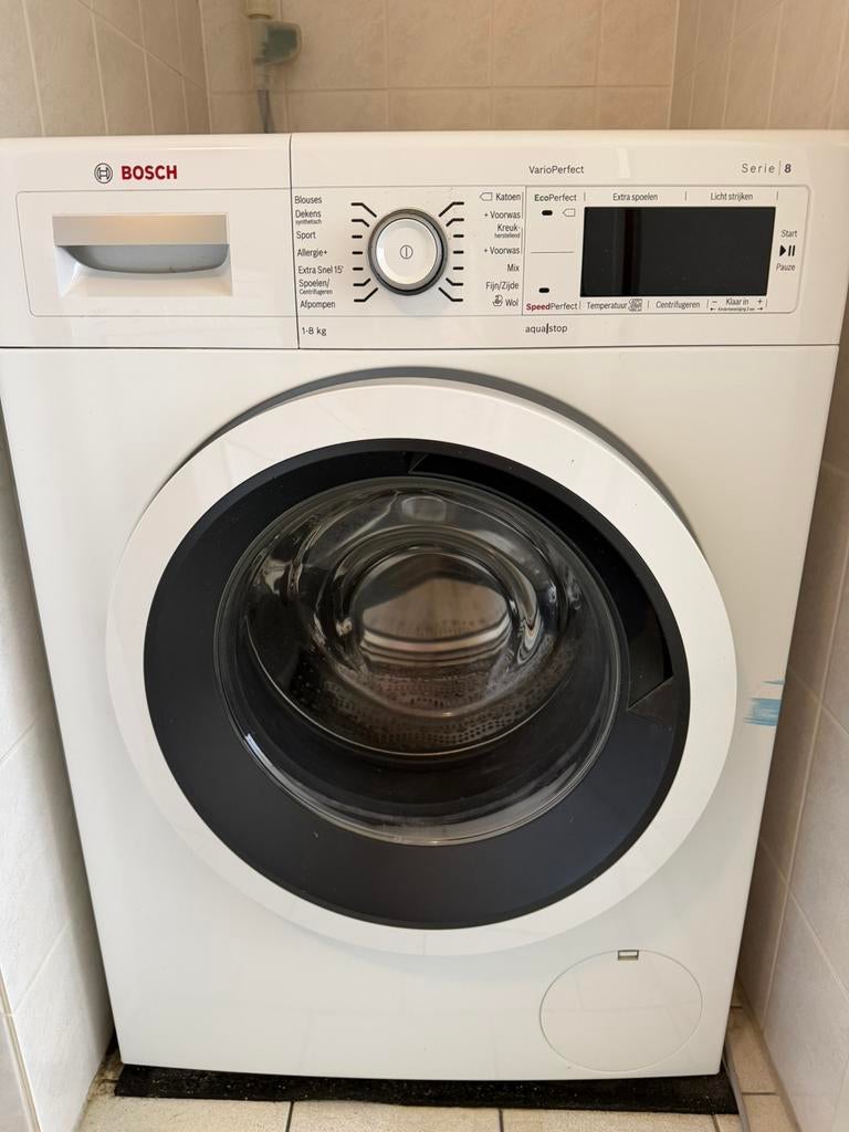 Bosch wasmachine 1 tot 8 kg, Ophalen, Zo goed als nieuw, 85 tot 90 cm, 1200 tot 1600 toeren