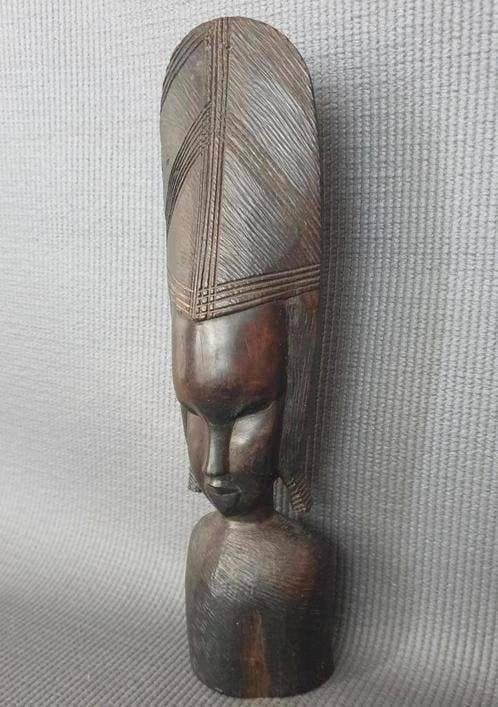 Vintage handgesneden vrouwelijk figuur sculptuur, Antiek en Kunst, Kunst | Beelden en Houtsnijwerken, Ophalen of Verzenden, Handgemaakt