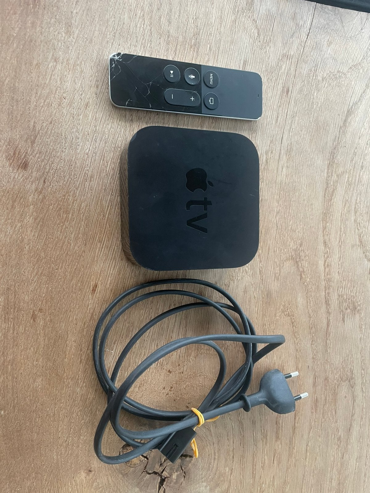 Apple TV A1625 met toebehoren!, Ophalen of Verzenden, Zo goed als nieuw, HDMI, Minder dan 500 GB