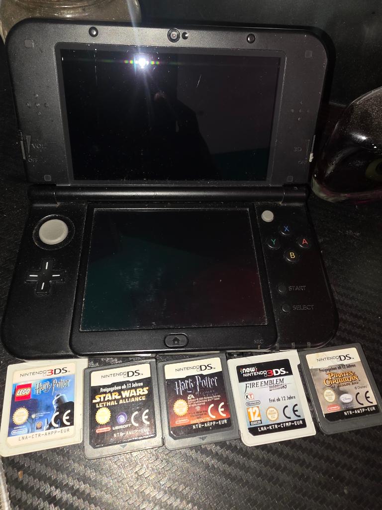 Nintendo 3ds xl sun & moon + 5 games, Verzenden, Zwart, 3DS, Gebruikt