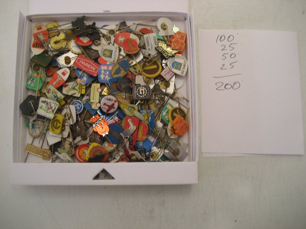 partij speldjes, Verzamelen, Ophalen, Gebruikt, Merk, Speldje of Pin