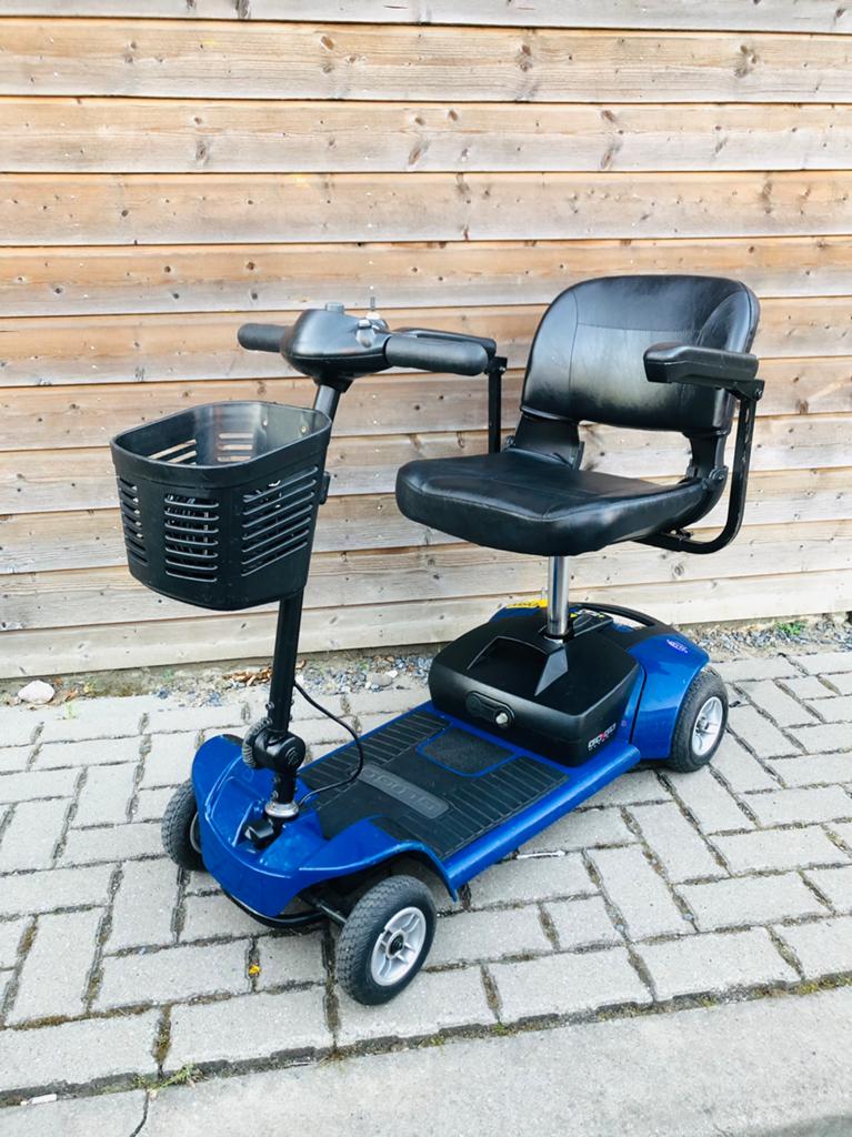 Kleine opvouwbare scootmobiel Pride 4wiel, Ophalen of Verzenden, Zo goed als nieuw