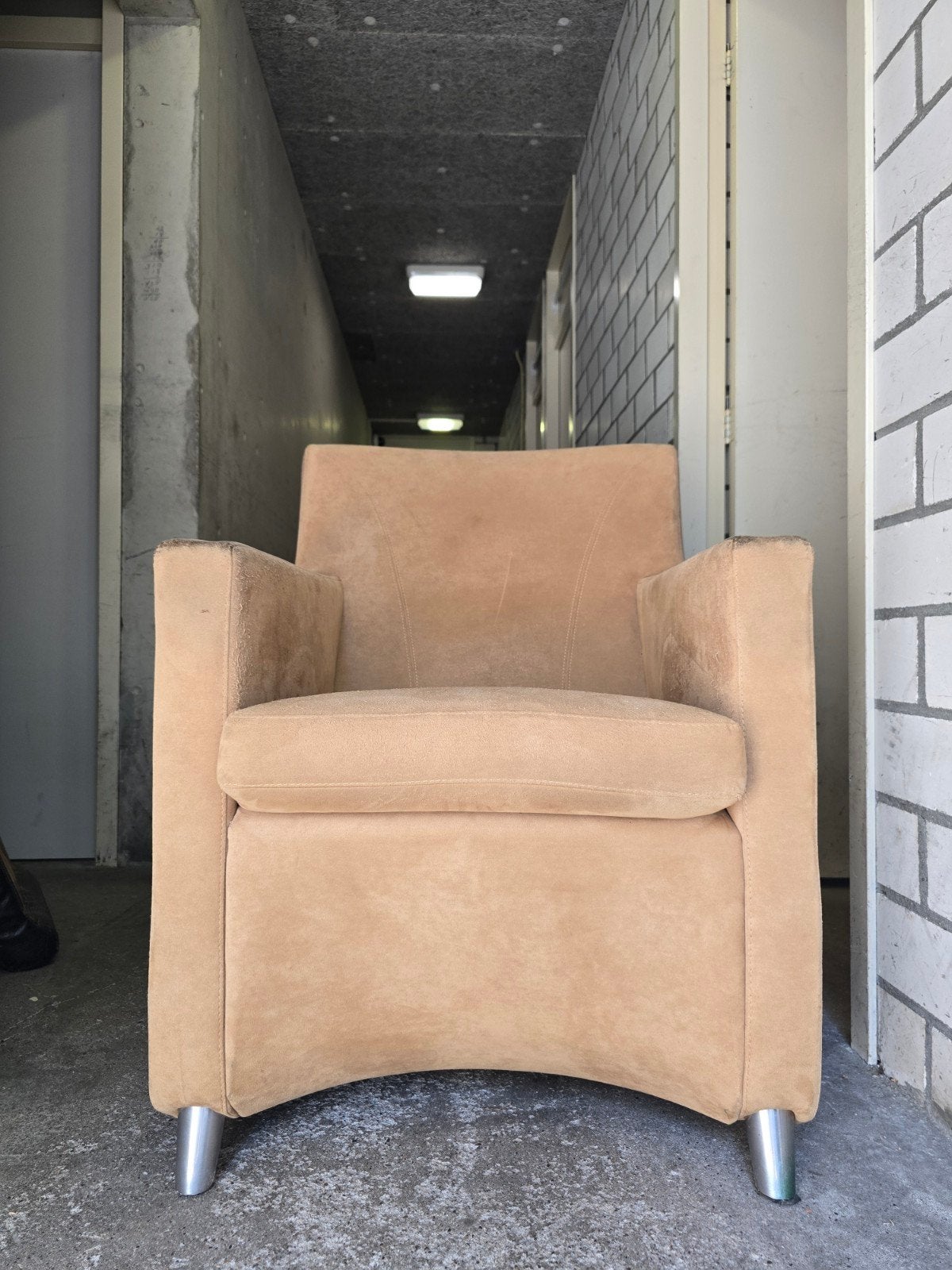 GRATIS LEOLUX DOLCINEA FAUTEUIL Beige stoel leer suede woon, Huis en Inrichting, Fauteuils, Ophalen, Gebruikt