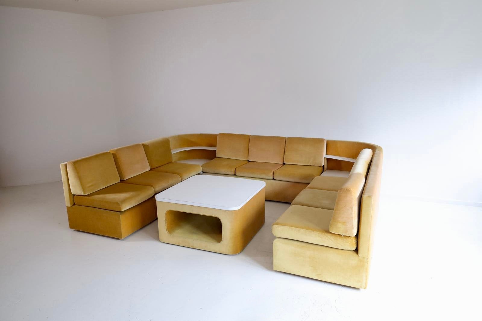 Modulaire bank u-vorm 8-delig velour geel space age vintage, Huis en Inrichting, Ophalen, 250 tot 300 cm, Overige maten, Design