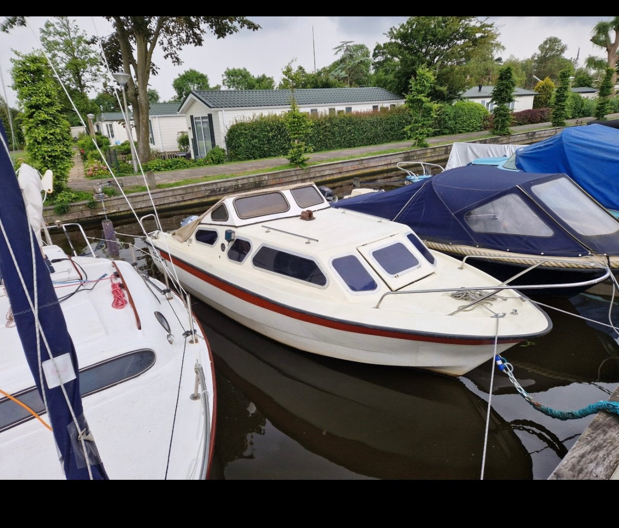 Piton kajuitboot met Honda 20 PK (2020) | Elektrische start, Watersport en Boten, Ophalen, Kajuitboot, Buitenboordmotor, Trailer