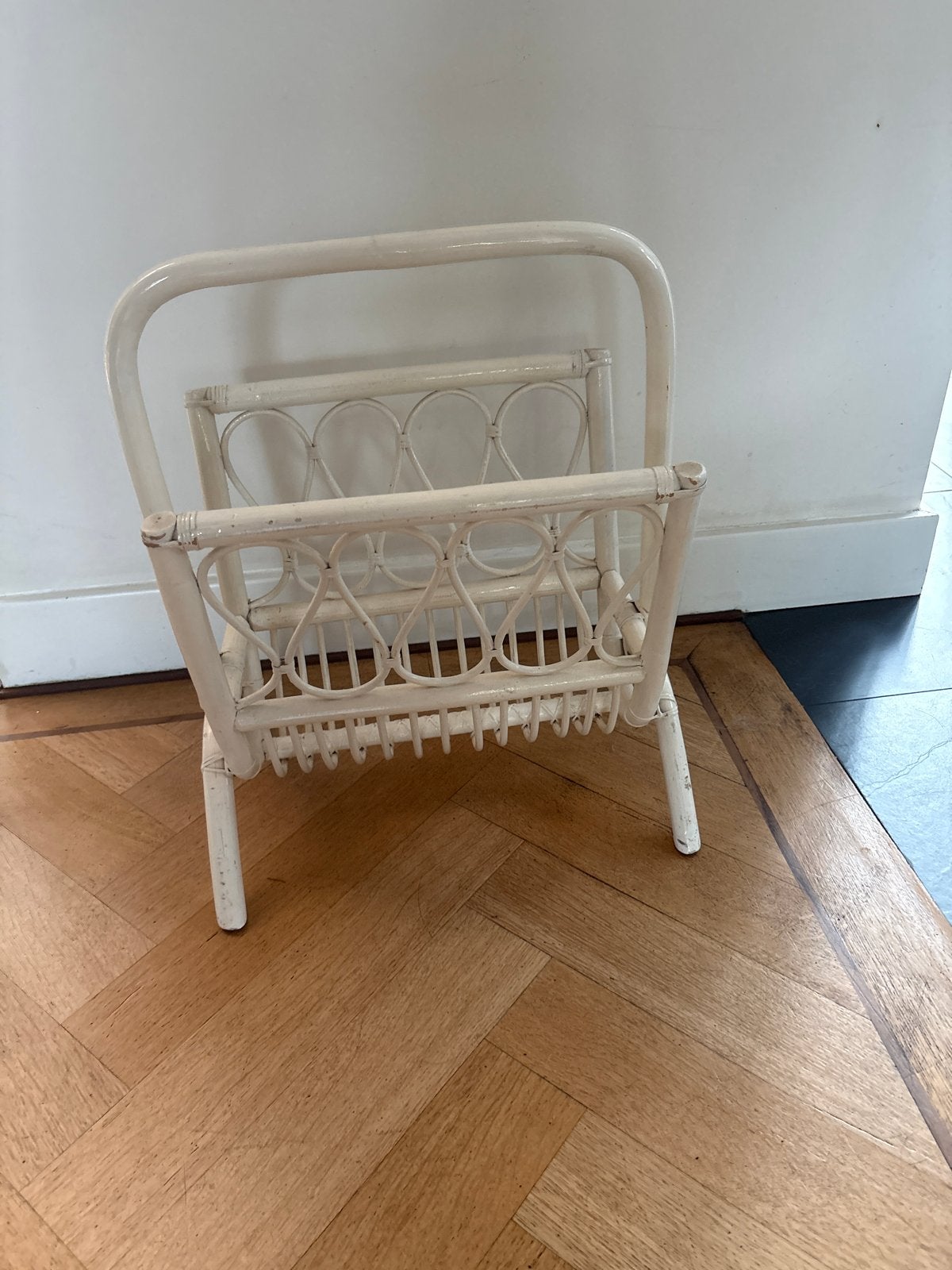 Vintage rotan tijdschriftenrek, crème wit, Ophalen, Gebruikt