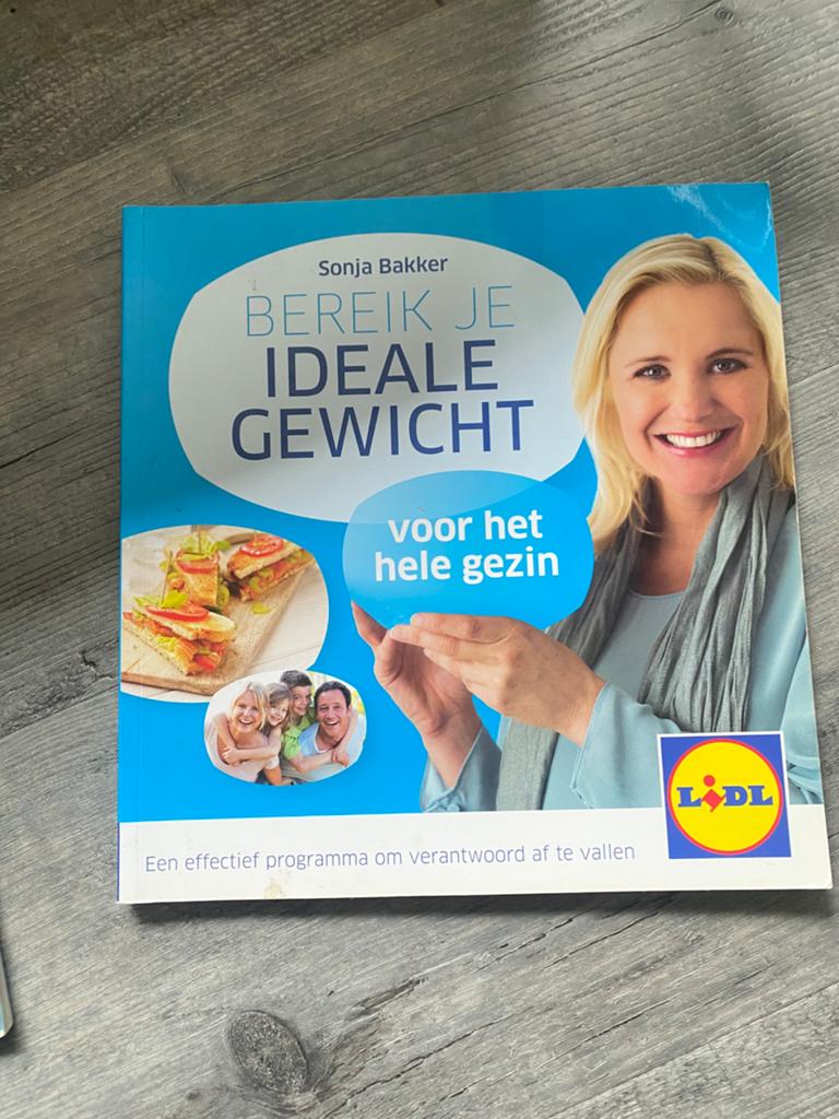 Sonja Bakker - Bereik je ideale gewicht voor het hele gezin!, Ophalen of Verzenden, Zo goed als nieuw, Sonja Bakker