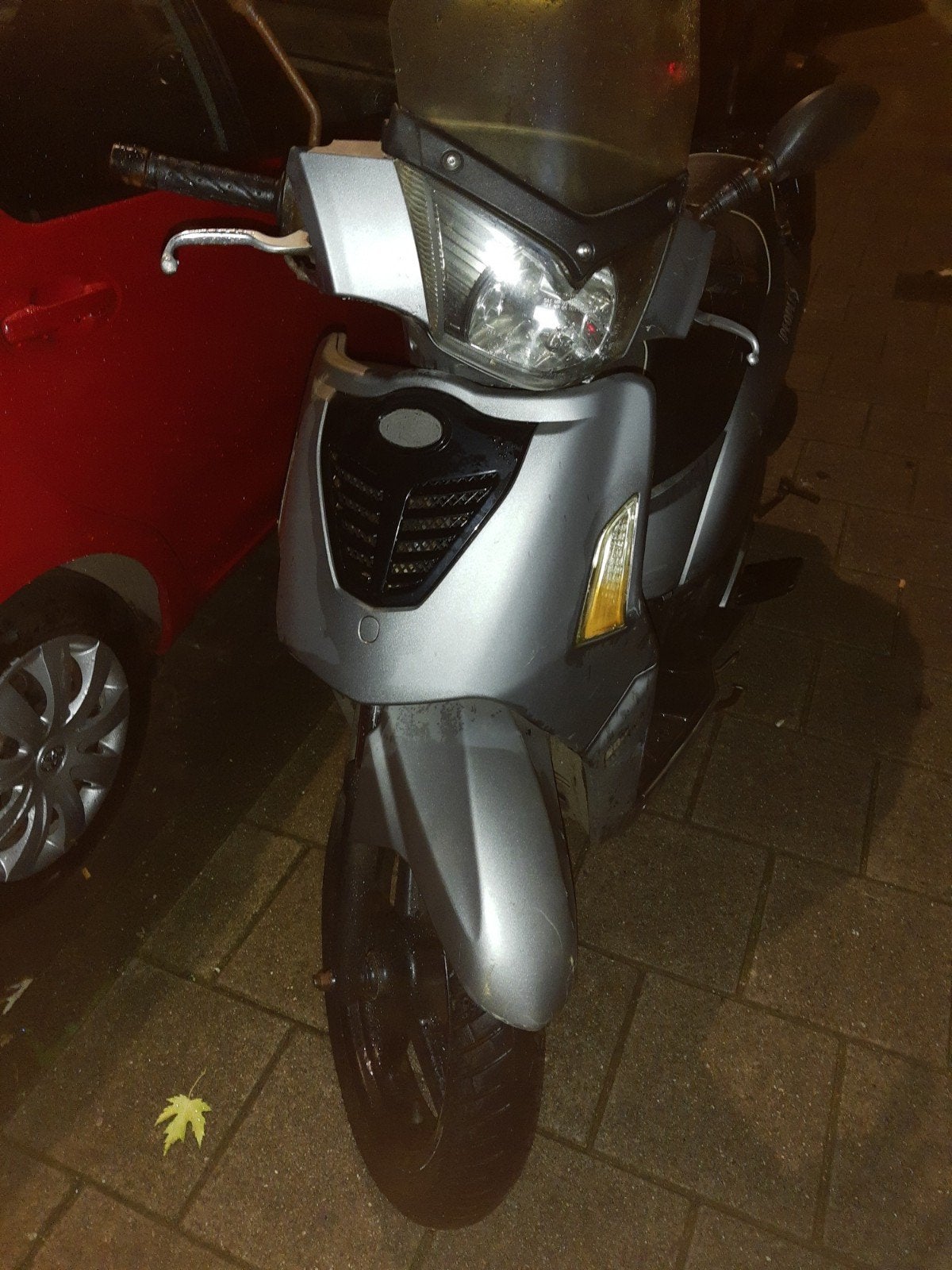 125 euro! Kymco People S Scooter (2016) - Start niet meer, Ophalen, Gebruikt, Maximaal 45 km/u, People S