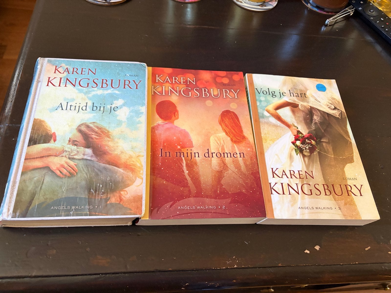 Karen Kingsbury - Angels Walking serie (deel 1, 2, 3), Boeken, Ophalen of Verzenden, Gelezen, Nederland
