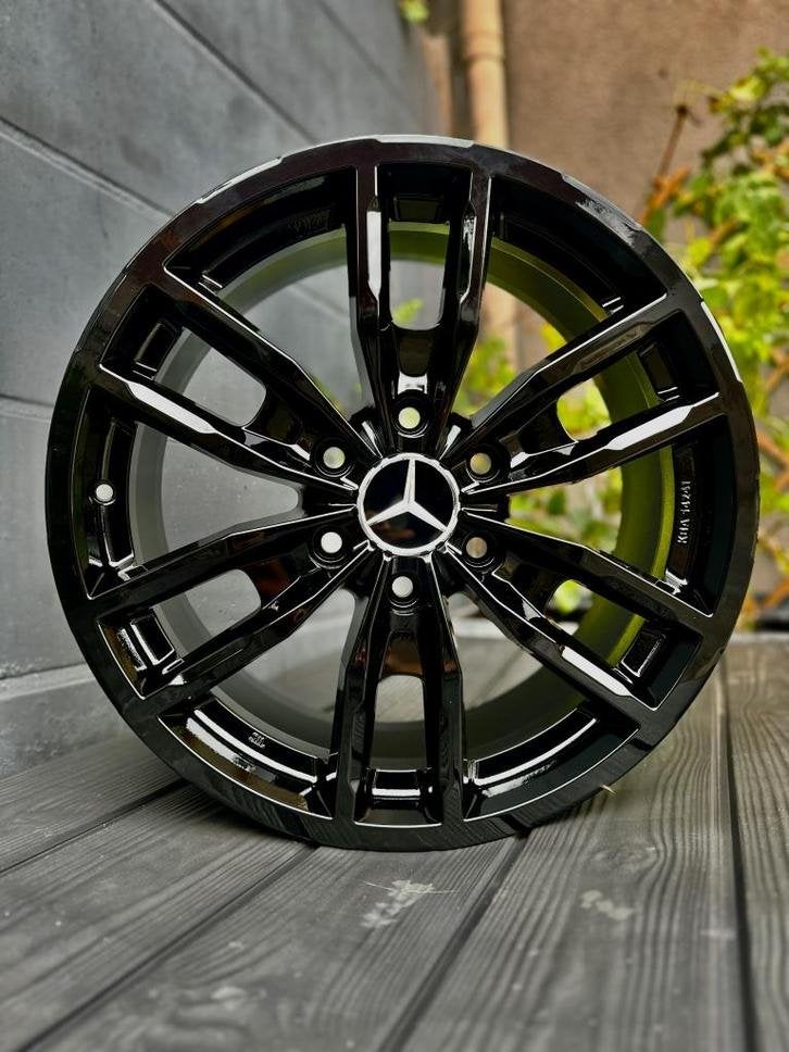 Mercedes Sprinter Crafter 18 inch 6x130 zwart polish velgen, Auto-onderdelen, Banden en Velgen, Niet ingevuld, Velg(en), Niet ingevuld