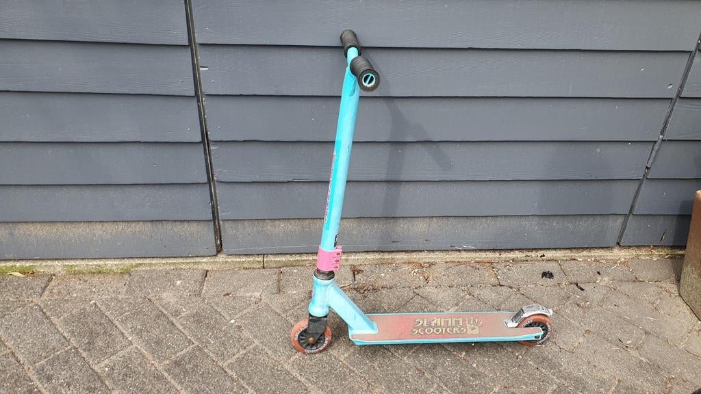 Slamm
Tantrum IV Stuntstep (vanaf 6 jaar), Ophalen of Verzenden, Gebruikt, Gewone step, Slamm Scooters