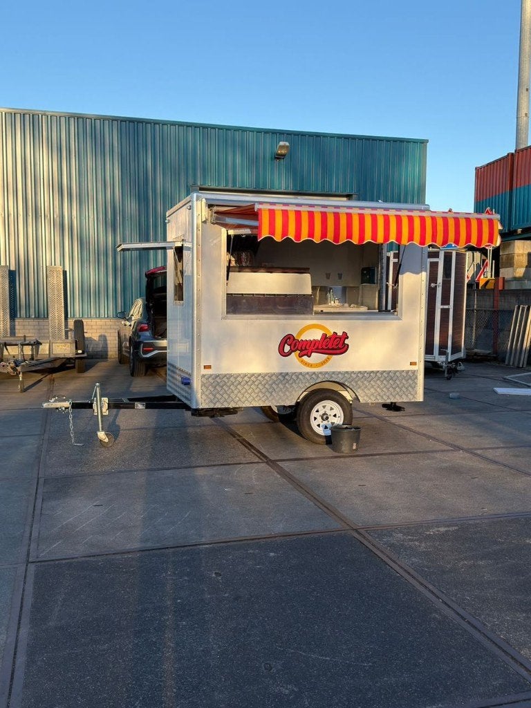 NIEUWE Foodtruck — NOOIT GEBRUIKT — MET COC, Zakelijke goederen, Ophalen