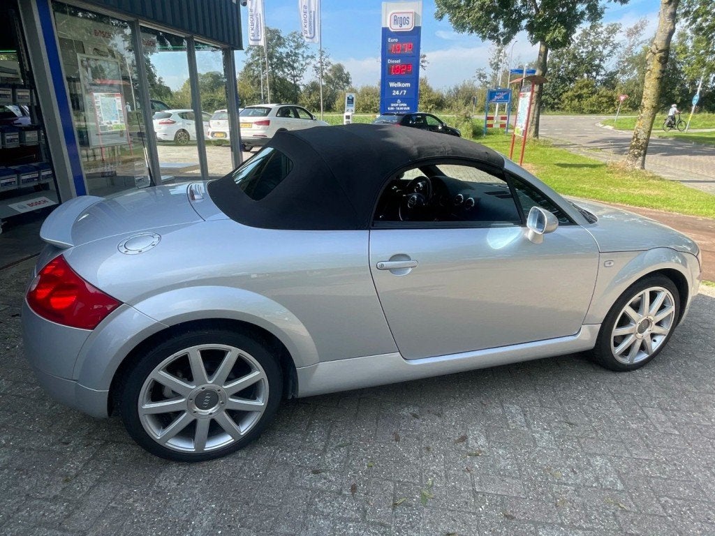 Audi TT 1.8 20V TURBO QUATTRO CABRIO, foto 2
