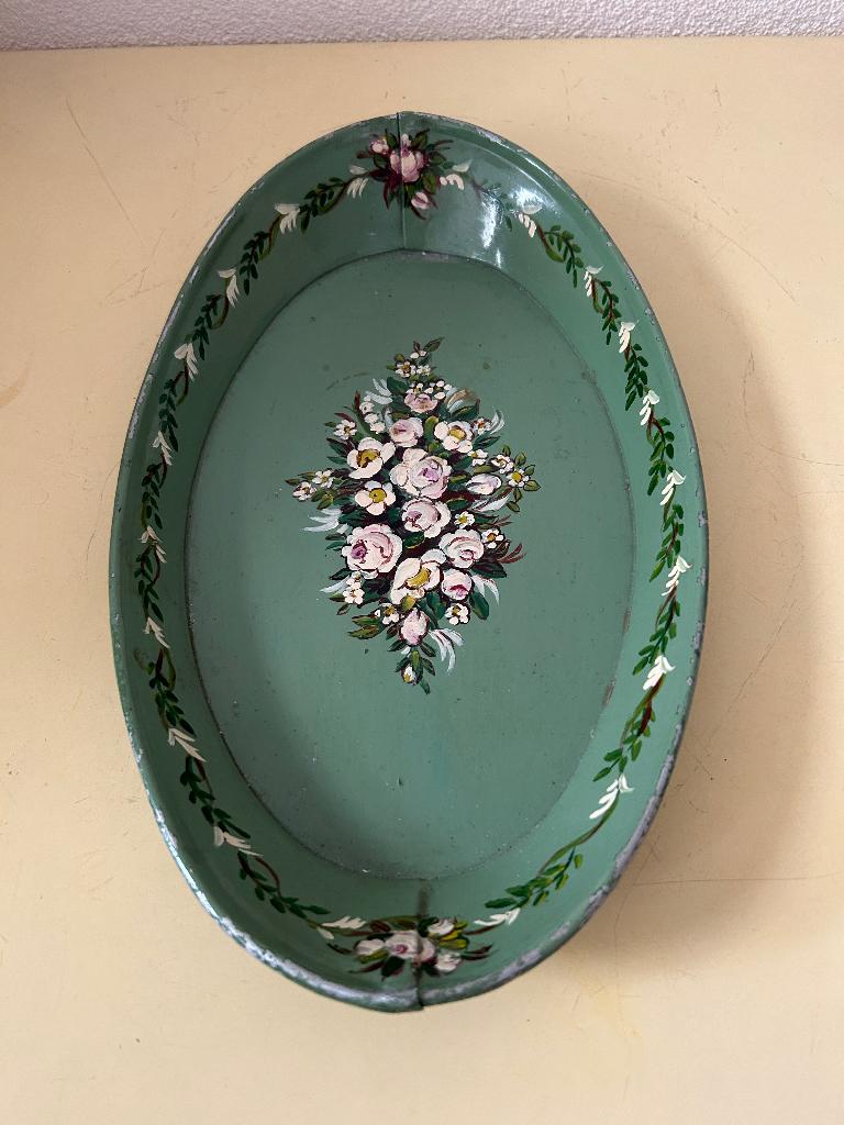 vintage blikken dienblad met Hindeloopen bloemschilderingen, Ophalen of Verzenden, Gebruikt, Ovaal, Metaal