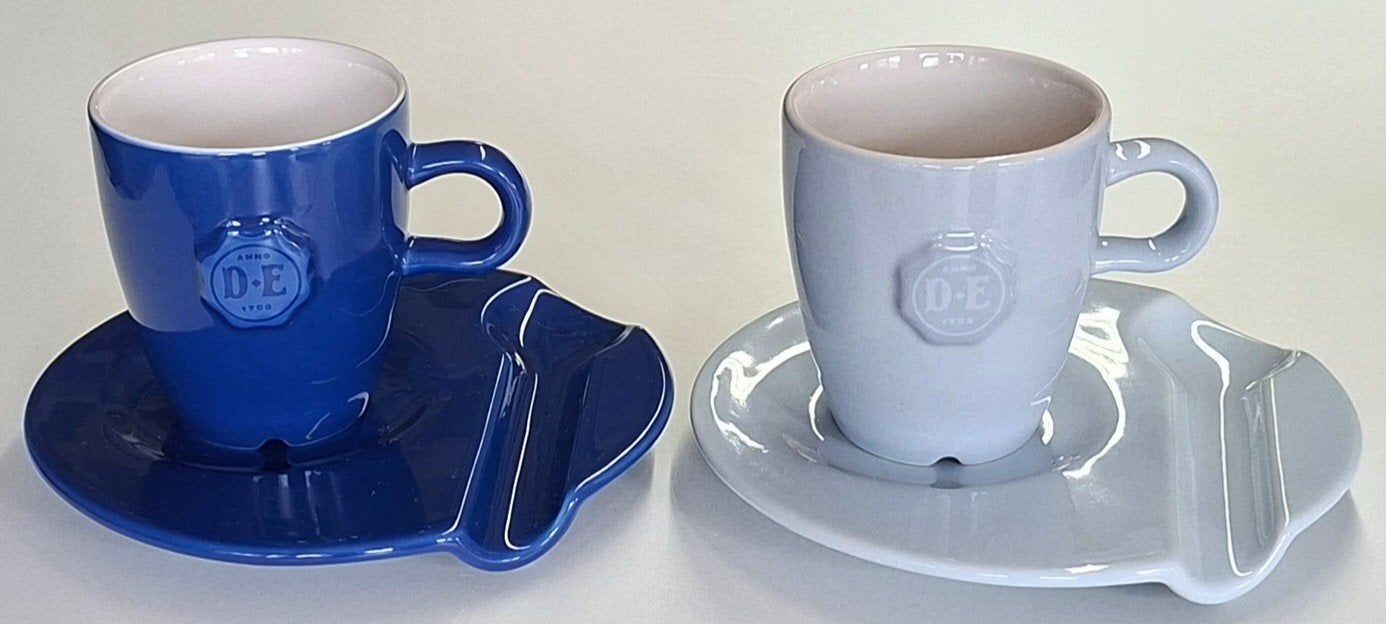 Douwe Egberts Lungo kop en schotel - De Mosa. 2 stuks., Ophalen of Verzenden, Zo goed als nieuw, Porselein, Kop en/of schotel