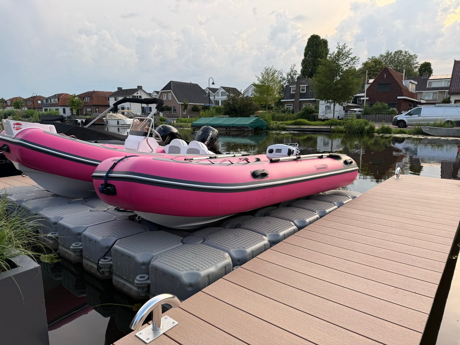 Unieke roze Nimarine 350 RIB met 6 pk Suzuki (2023), Watersport en Boten, Rubberboten, Polyester/glasvezel, Inclusief motor, 6 pk