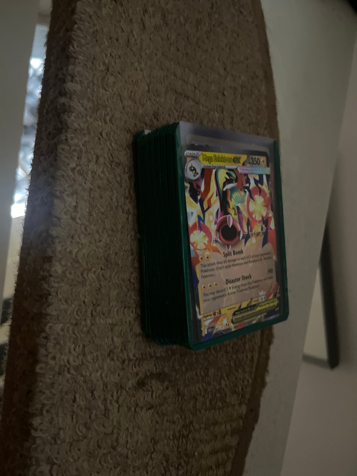 Mega Blaziken EX Pokémon kaart met sleeves, Ophalen of Verzenden, Zo goed als nieuw, Losse kaart