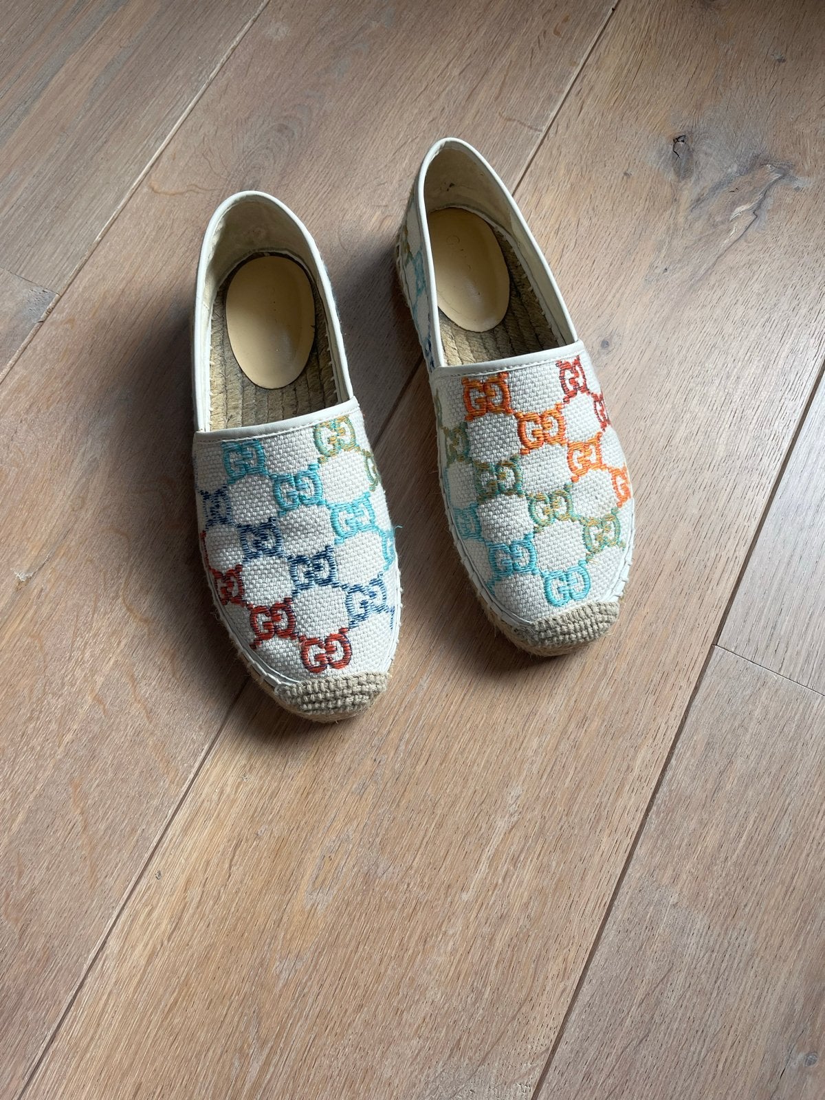 Gucci Espadrilles met GG-patroon - Zo goed als nieuw, Ophalen of Verzenden, Zo goed als nieuw, Overige kleuren, Espadrilles of Moccasins