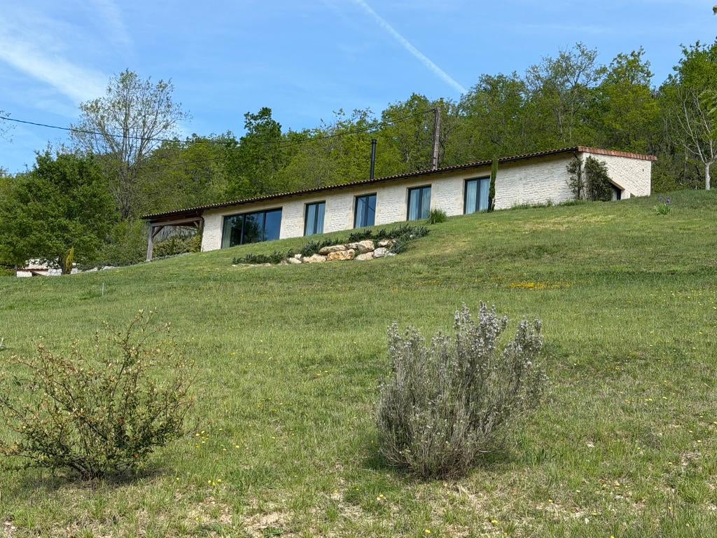 Vakantiewoning in Frankrijk (46) te huur, Midi-Pyreneeën, 2 slaapkamers, In bergen of heuvels, Open haard