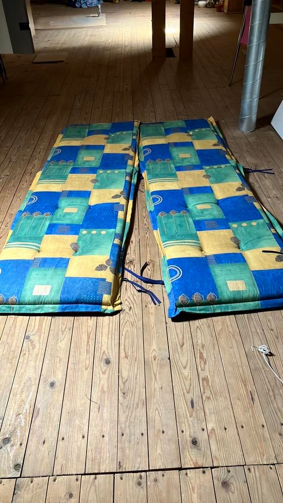 2 ligbed kussen .ook per stuk te koop, Tuin en Terras, Tuinmeubel-accessoires, Ophalen, Zo goed als nieuw