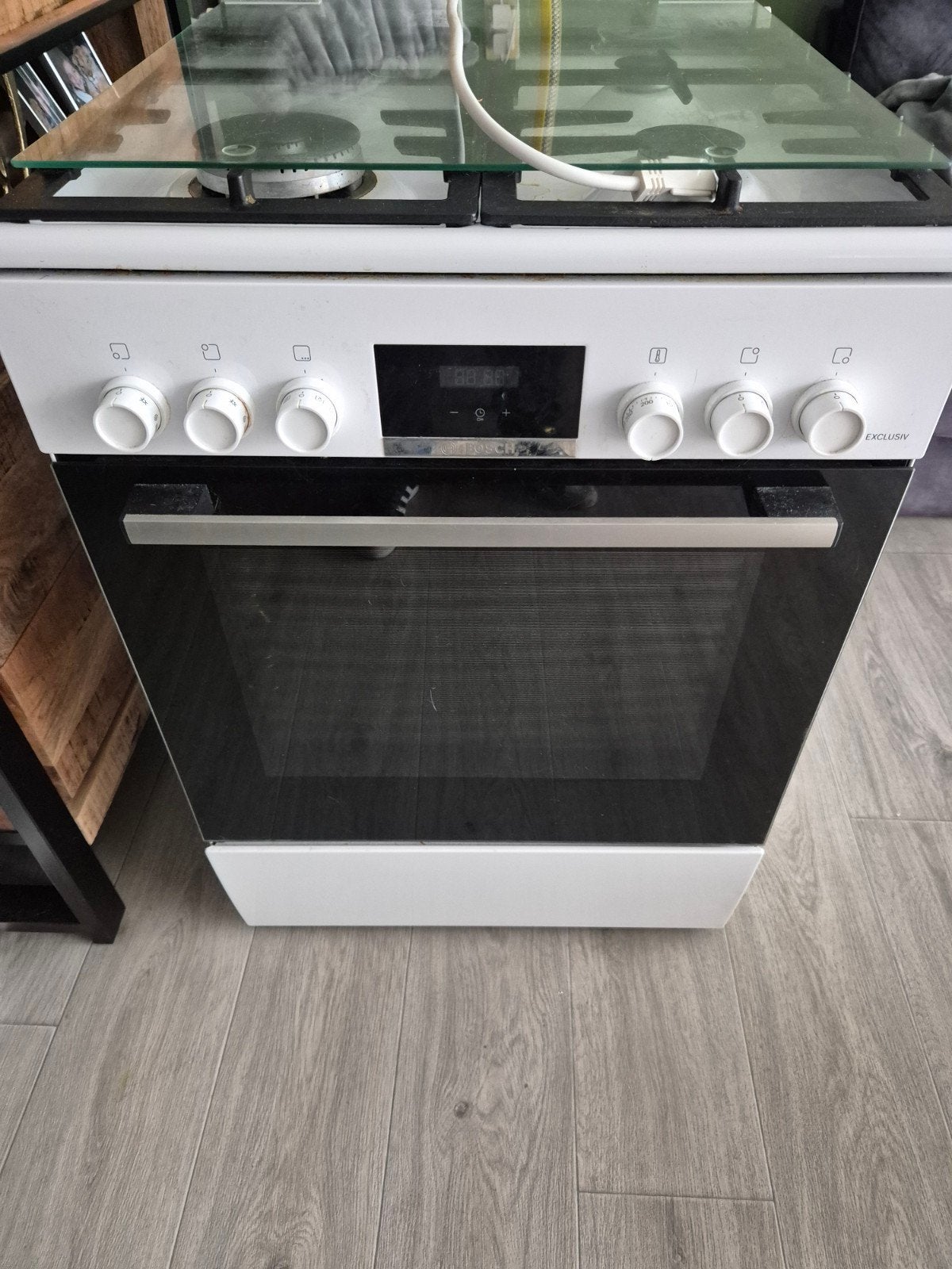 gas/elektrische oven van Bosch., Witgoed en Apparatuur, Ophalen, 4 kookzones, Gas, 85 tot 90 cm