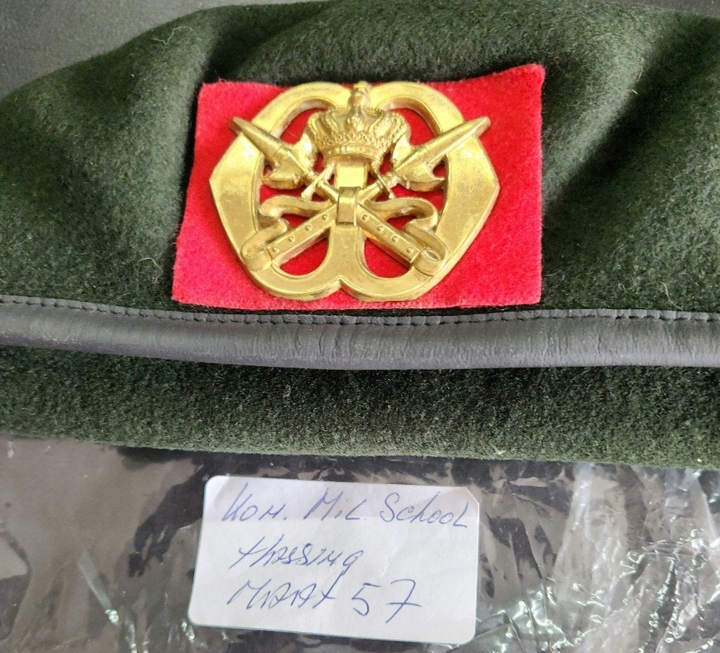KL Baret KMS. maat 57, Ophalen of Verzenden, Landmacht, Nederland, Helm of Baret