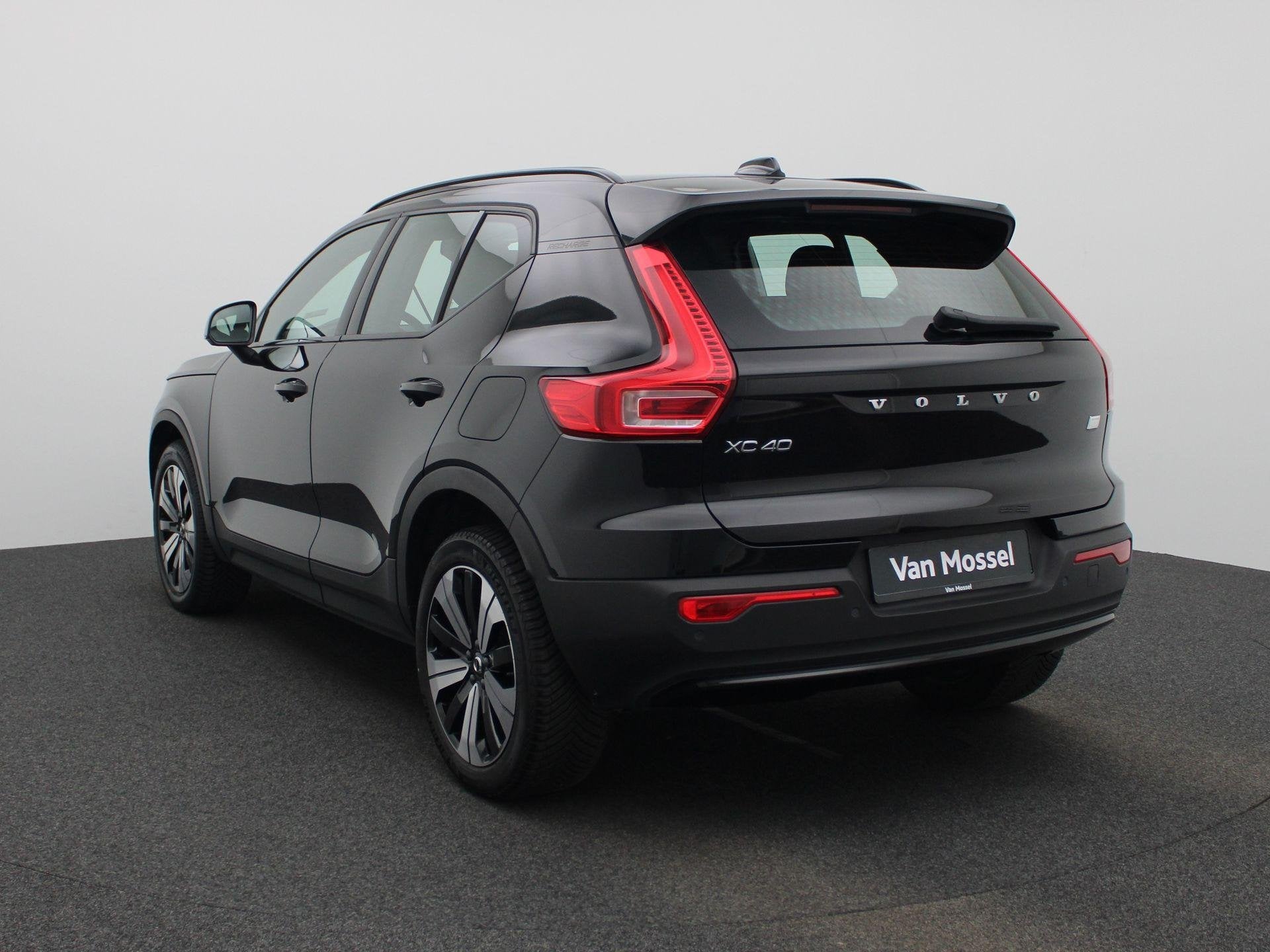 Volvo XC40 Recharge Core | SOH 96% | Navigatie | Camera | Cl, Auto's, 12 maanden, Stof, Gebruikt, Zwart
