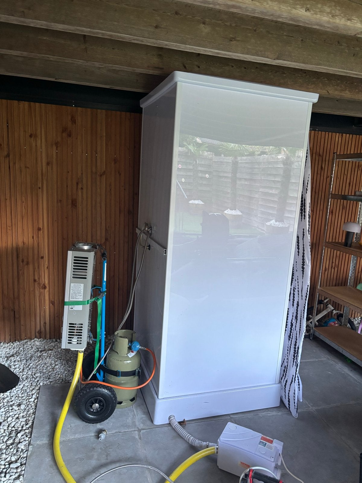 Mobiele douche met warmwatersysteem en pomp, Ophalen, Zo goed als nieuw, Douche