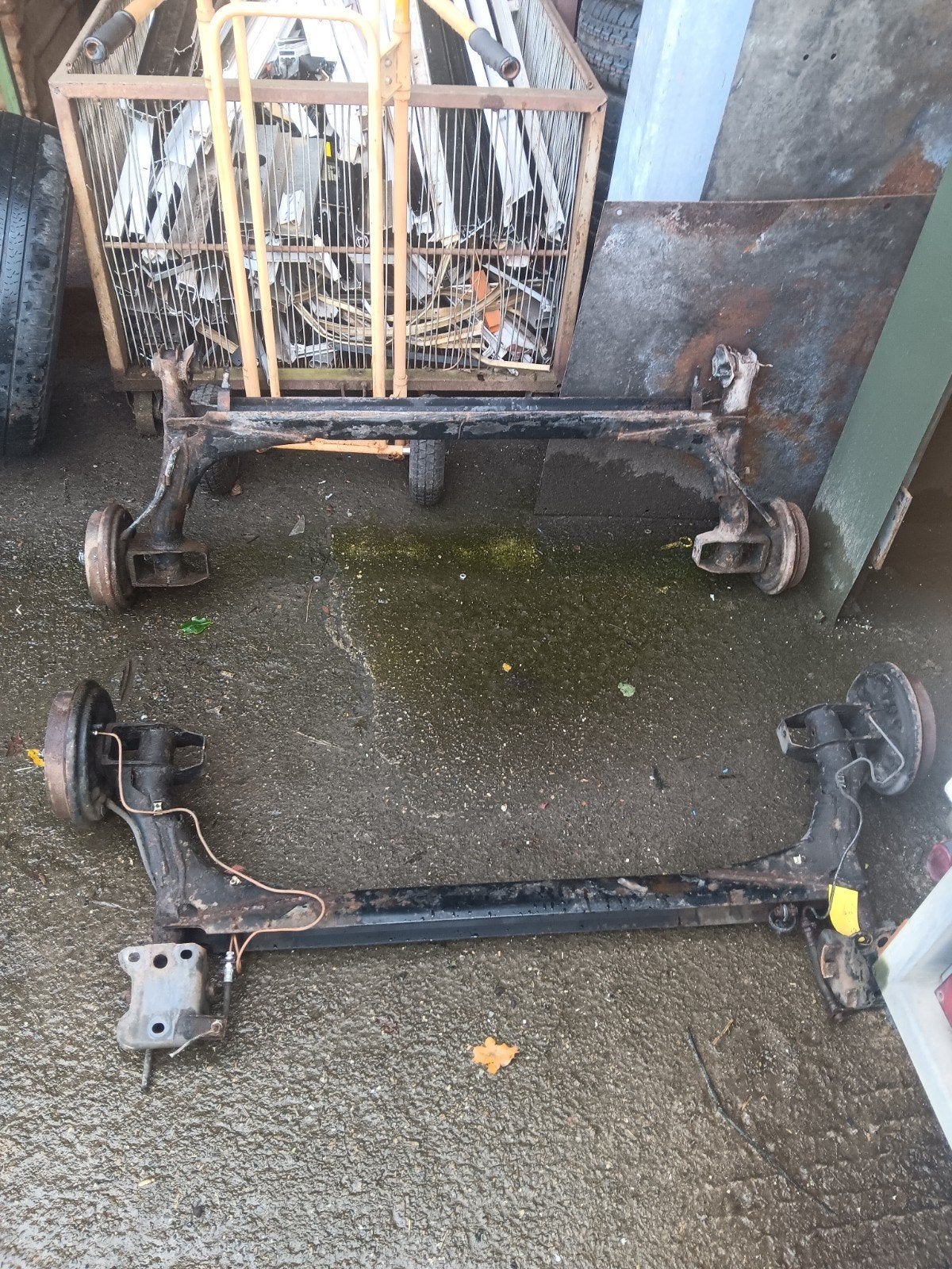 te koop 4x achteras van een golf 3, Auto-onderdelen, Ophalen, Gebruikt, Volkswagen