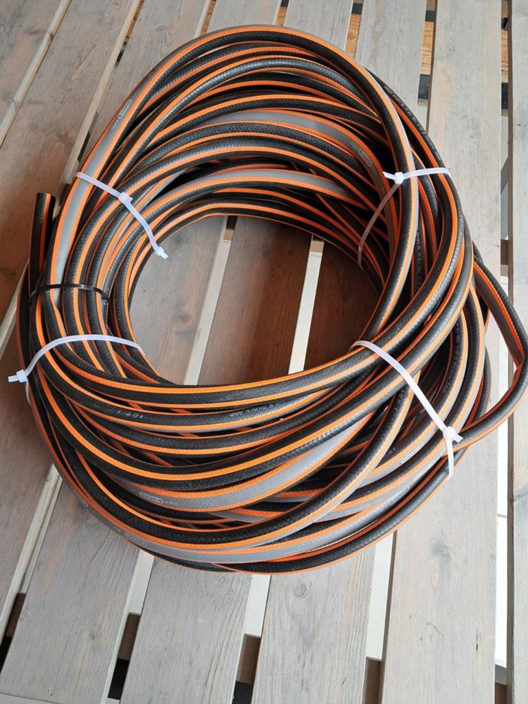 Gardena Flex Tuinslang 30 meter - 13mm (1/2"), Tuin en Terras, Tuinslangen, Ophalen of Verzenden, Gebruikt, Tuinslang