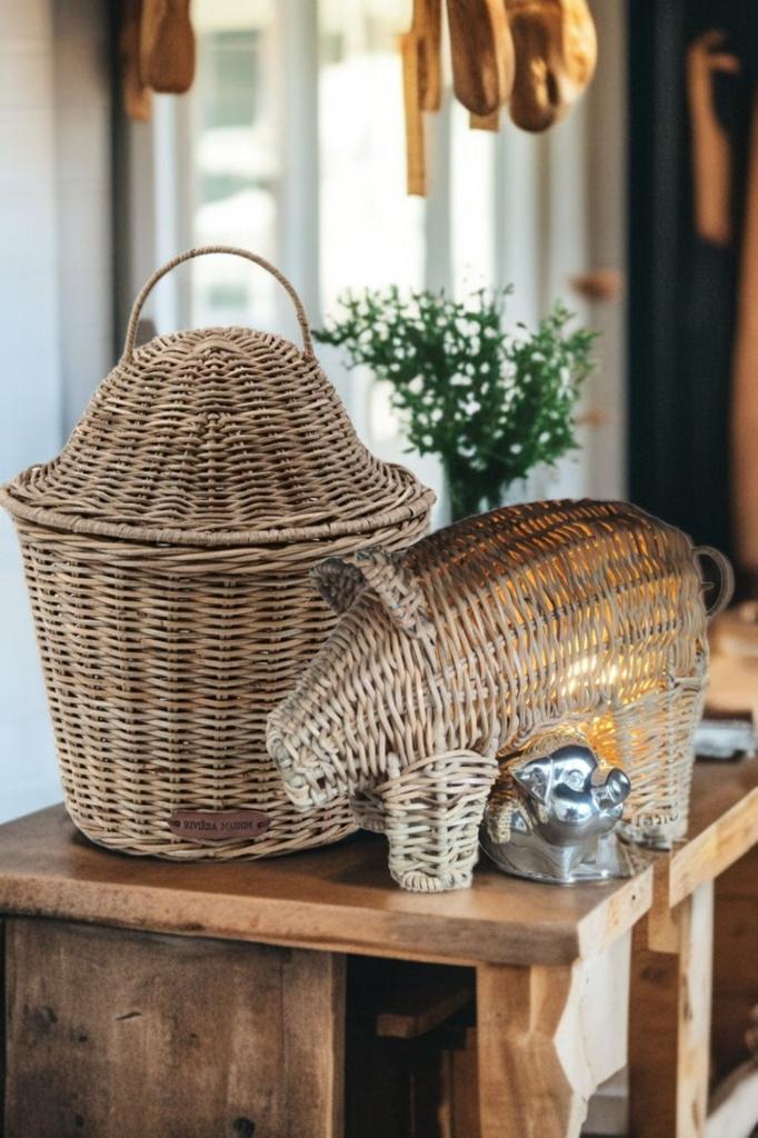 New Rivièra maison rr pig
&
Rivièra maison rr basket, Huis en Inrichting, Ophalen of Verzenden, Nieuw, Rond, Riet