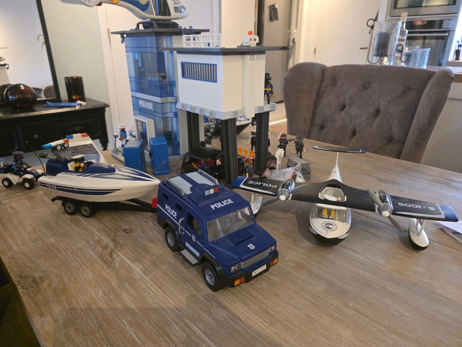 Playmobil Politiebureau met helikopter, boot en voertuigen, Ophalen, Gebruikt, Gebouw, Complete set