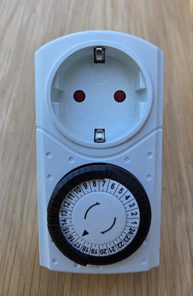 Baseline Mechanische Dagtimer - 230V~16A, 3680W, Ophalen of Verzenden, Zo goed als nieuw, Overige typen