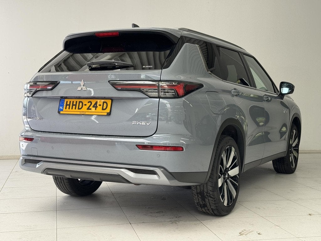 Mitsubishi Outlander 2.4 PHEV Business Edition | Navigatie |, Auto's, Mitsubishi, Automaat, Met garantie (alle), Bedrijf, Vierwielaandrijving