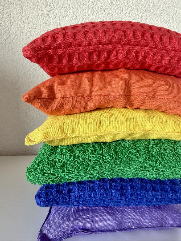 Sensorische pittenzakken | Regenboog | Past bij Stapelstein, Ophalen of Verzenden, Nieuw, Bouwen