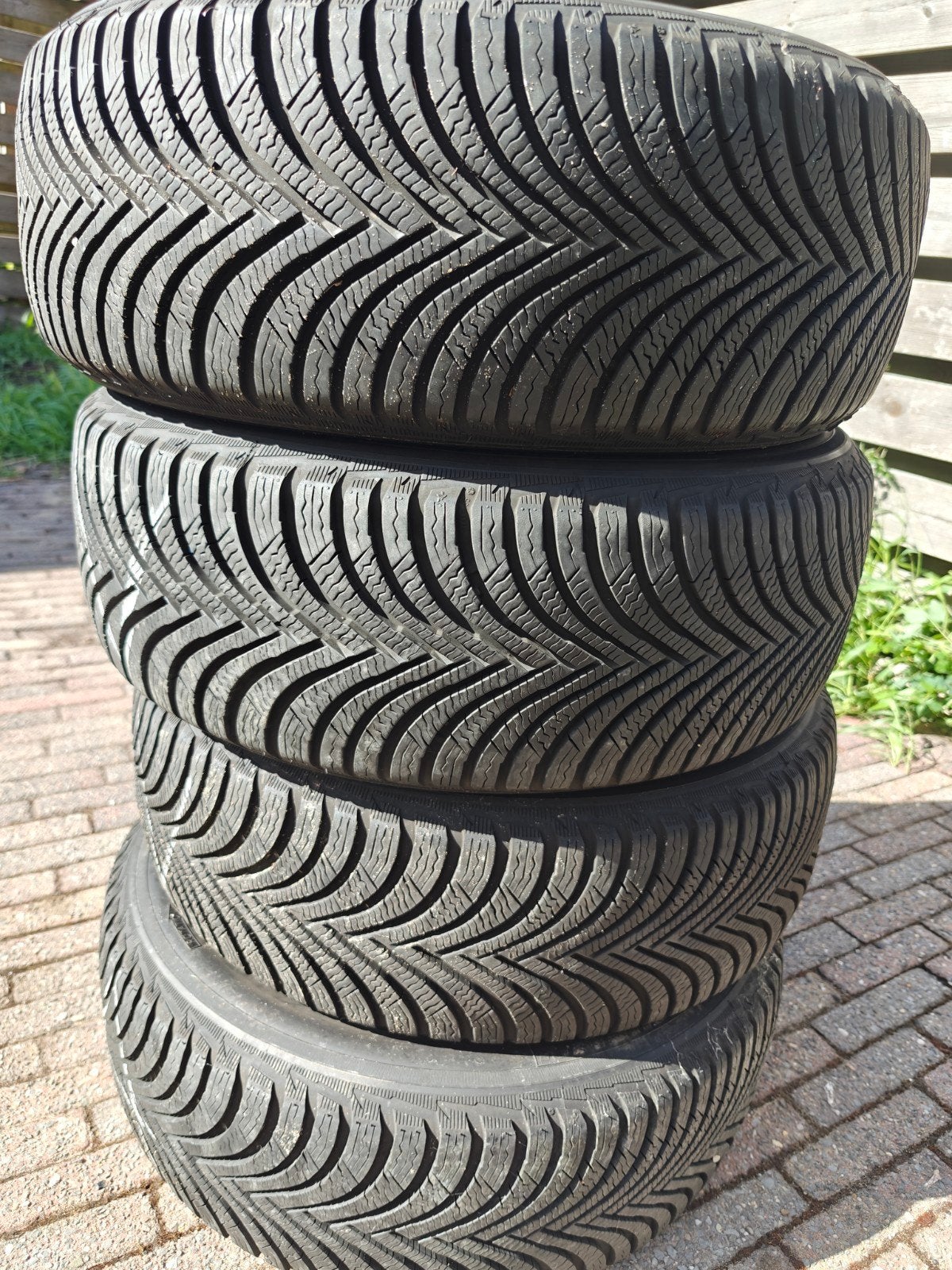 Winterbanden Renault Clio 195/55R16 (2-3 seizoenen gebruikt), Auto-onderdelen, Banden en Velgen, Ophalen, Gebruikt, 16 inch, Banden en Velgen