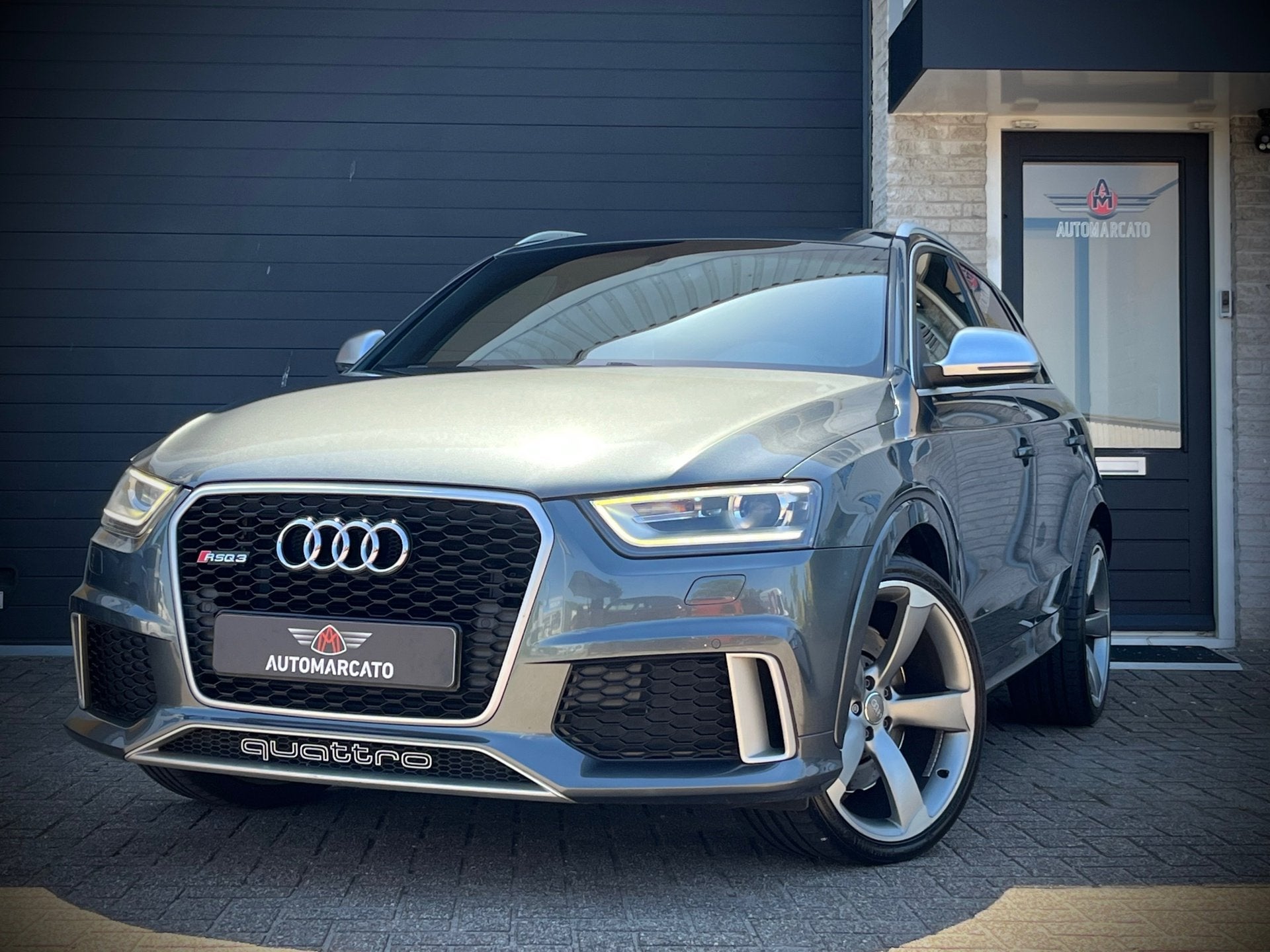Audi Q3 2.5 TFSI RS Q3 quattro | Panoramadak | Carbon | 20 I, Auto's, Automaat, Euro 5, Gebruikt, Zwart
