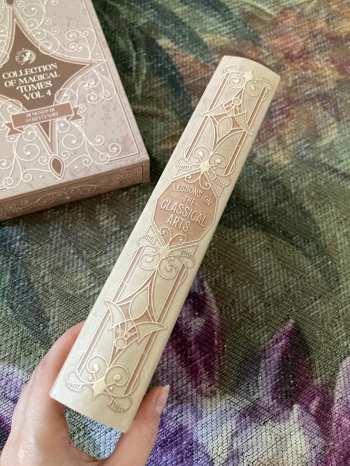 Fairyloot Magical Tomes volume 4 The Classical Arts bookbox, Ophalen of Verzenden, Nieuw