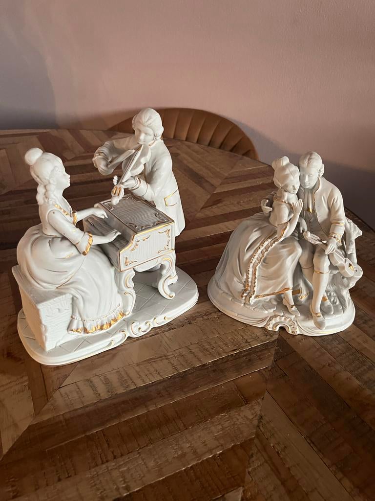 Prachtig Biscuit Porseleinen Beeldje - Romantisch Paar, Verzamelen, Ophalen, Gebruikt, Mens