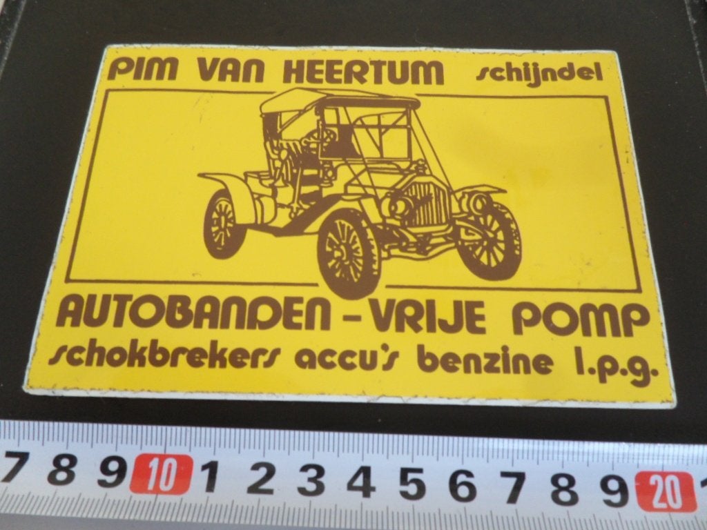 sticker Schijndel PIM VAN HEERTUM autobanden vrije pomp, Ophalen of Verzenden, Zo goed als nieuw