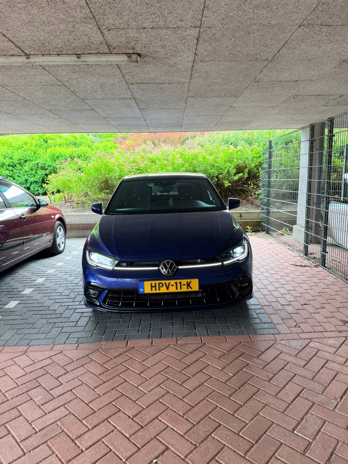 Volkswagen Polo 1.0 TSI 110pk Dsg-7 2022 Blauw, Auto's, Volkswagen, Blauw, 3 cilinders, 1100 kg, Geïmporteerd