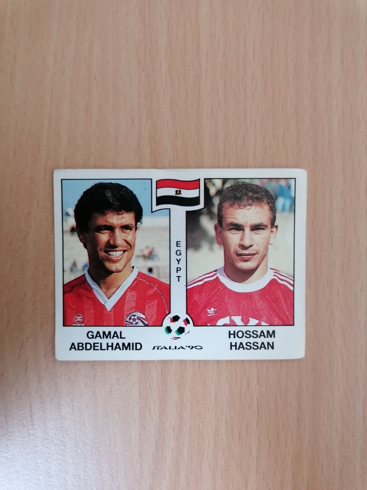 Panini WK '90 Italië #448 Abdelhamid en Hassan., Verzamelen, Ophalen of Verzenden, Zo goed als nieuw, Buitenlandse clubs, Poster, Plaatje of Sticker