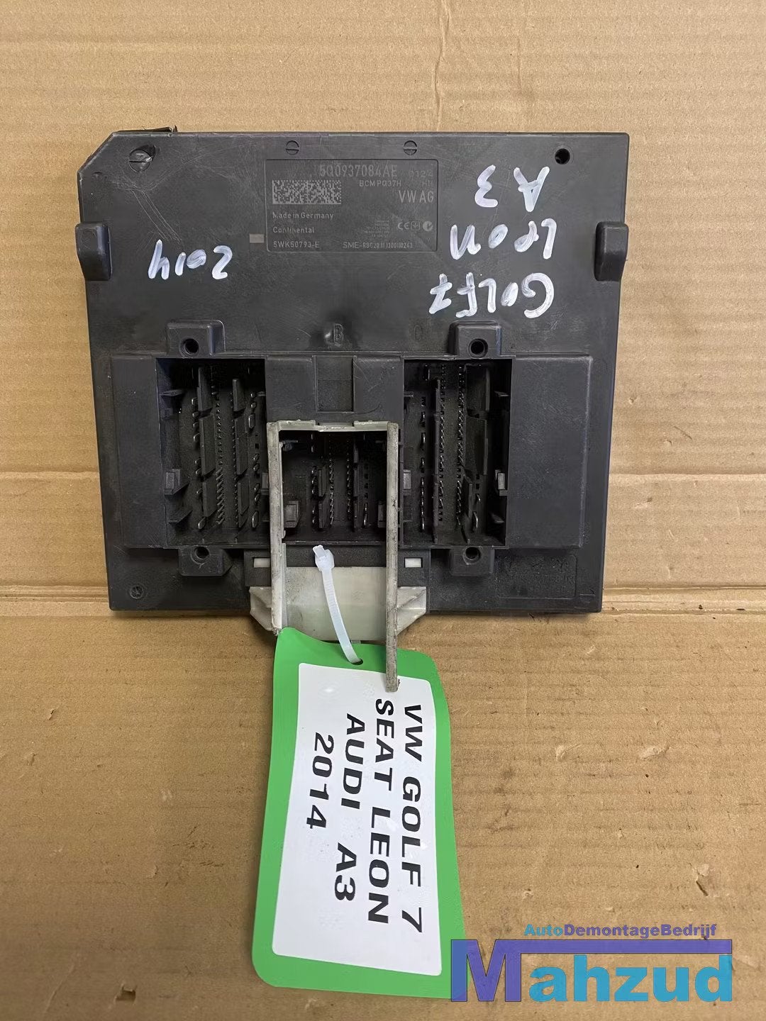 VW GOLF 7 BCM Body controle module sam 2012-2021 5G0937084AE, Gebruikt, Volkswagen, Volkswagen AG, Berliner Ring 2
38440  Wolfsburg, DE