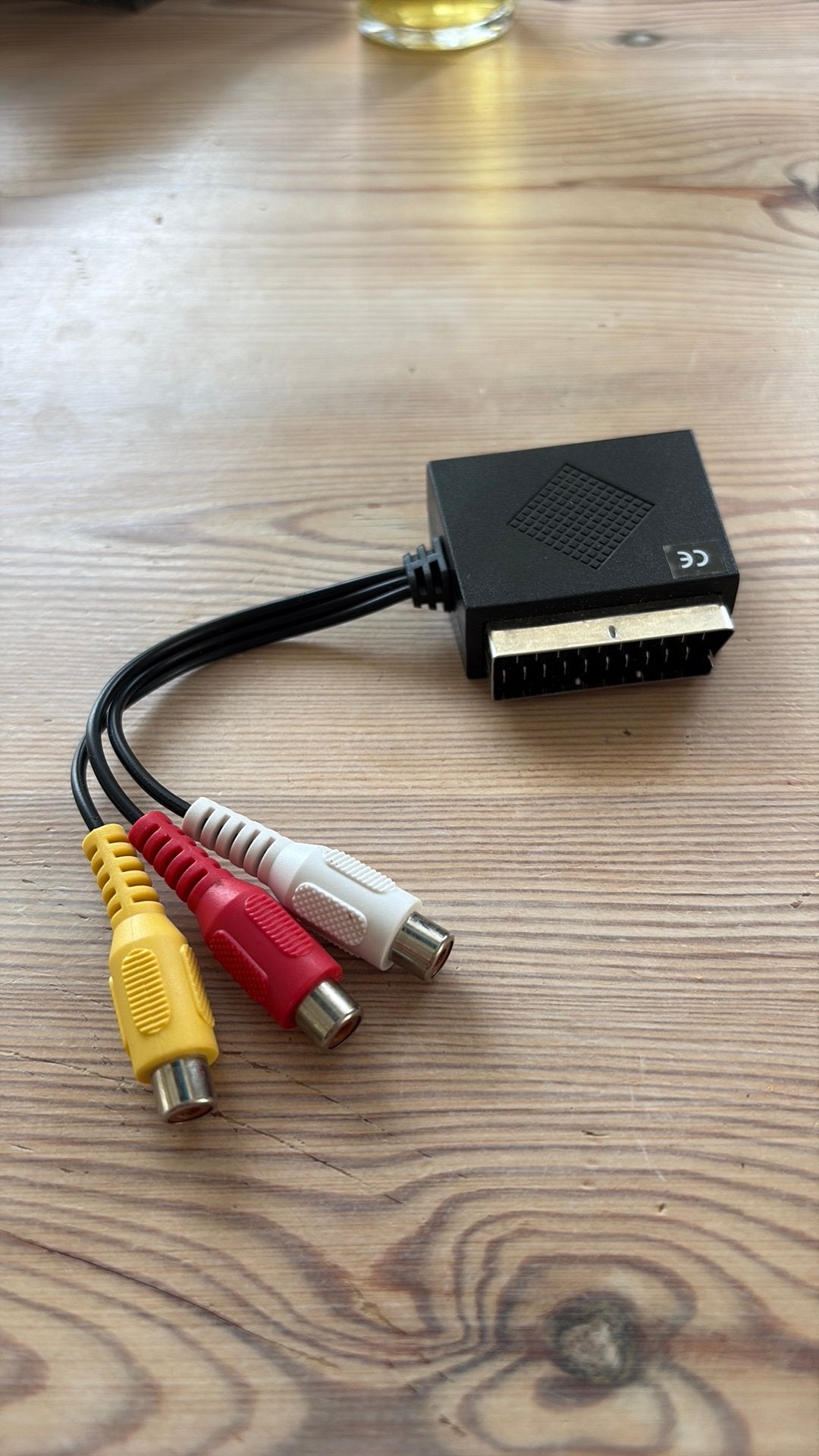 Component naar SCART adapter, Audio, Tv en Foto, Audiokabels en Televisiekabels, Ophalen of Verzenden, Zo goed als nieuw, Minder dan 2 meter