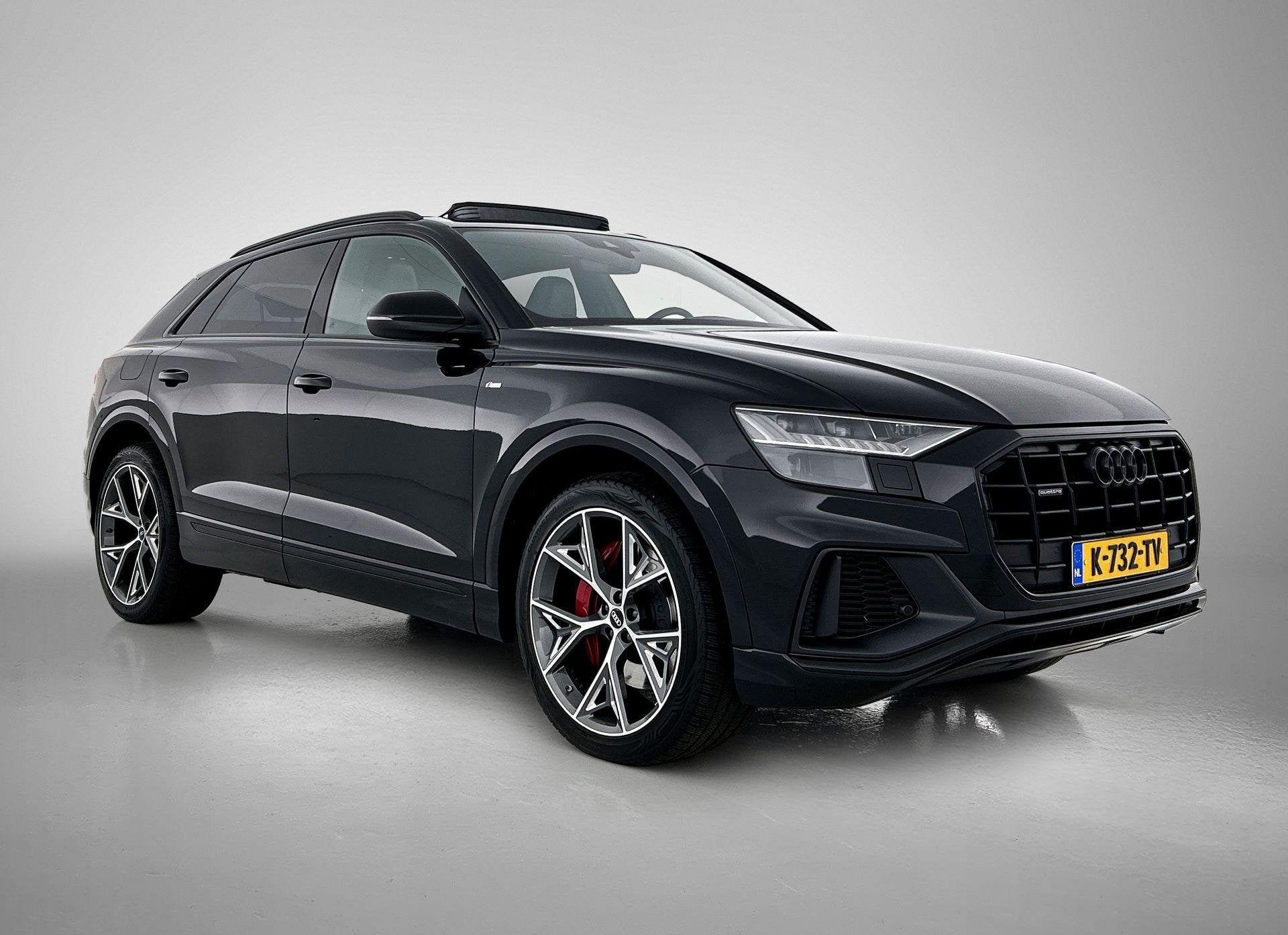Audi Q8 60 TFSI e quattro Competition 462 PK | S-line | Auto, 12 maanden, Gebruikt, 2995 cc, Q8