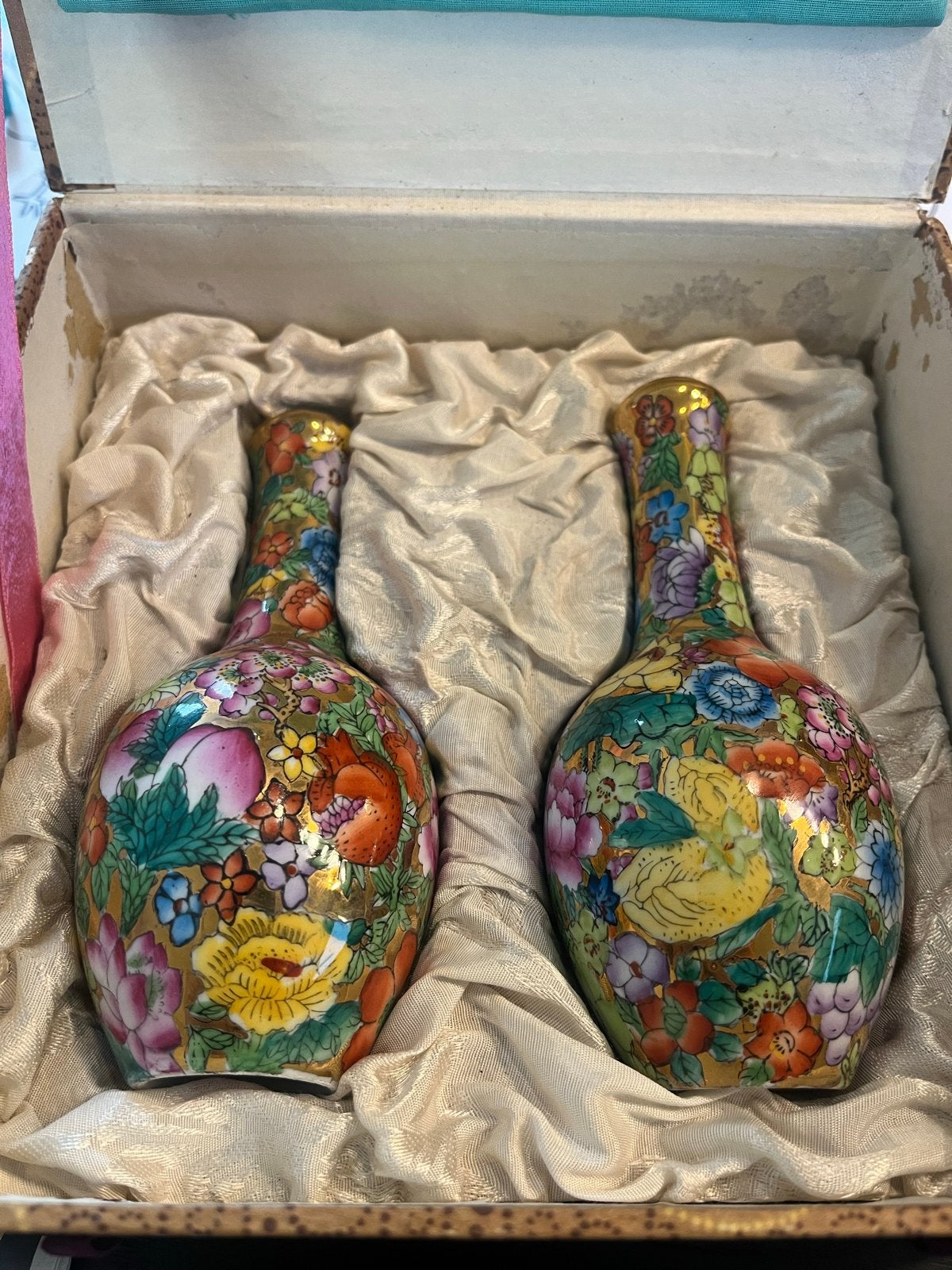 Set van 2 Chinese vaasjes, handbeschilderd, 15,5 cm hoog, Ophalen of Verzenden